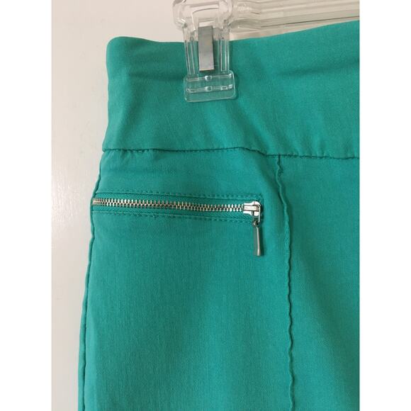 New Directions, Size 10, Green Capris Decorative Silver Zippers Seam Down Legs - Picture 3 of 5